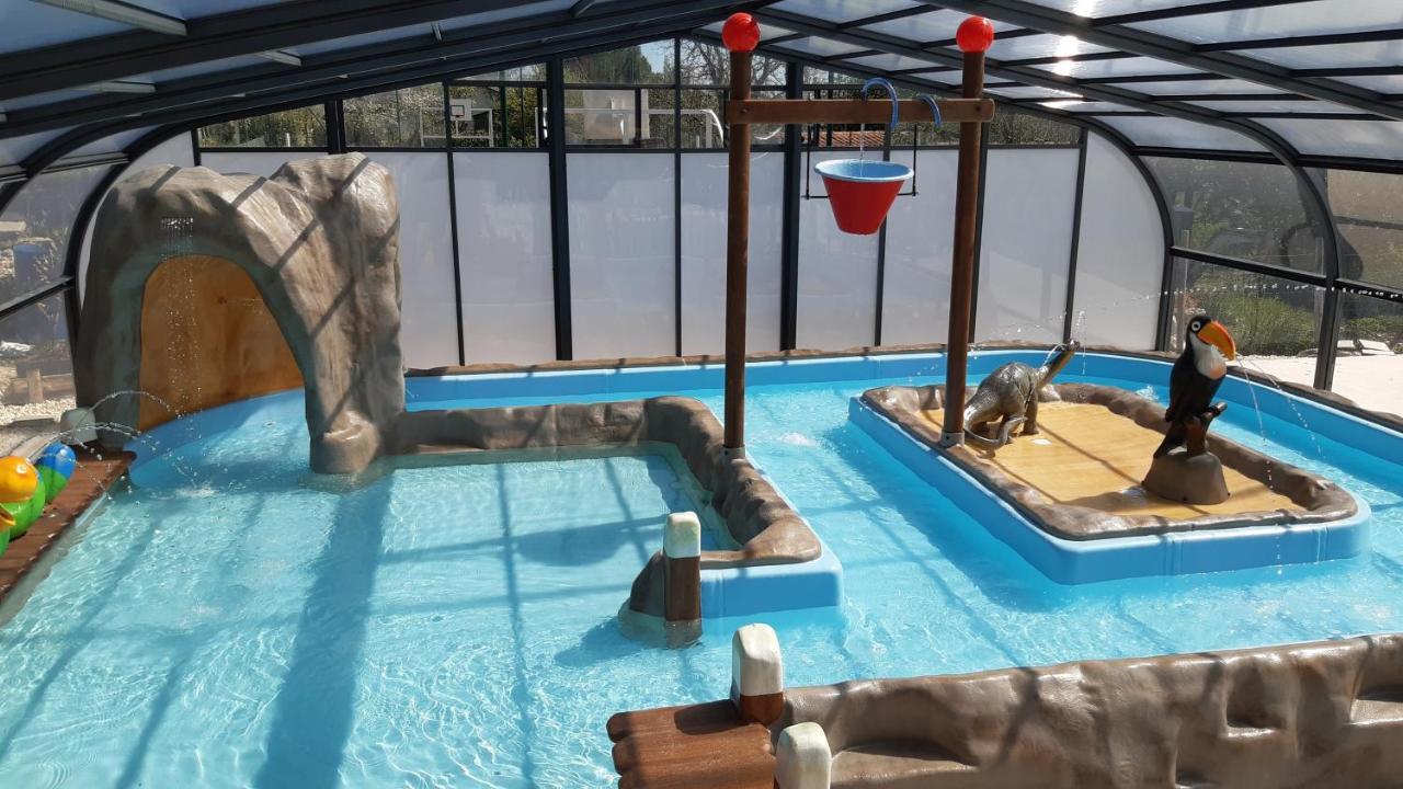 Camping Bleu Soleil Rouffignac Saint-Cernin Exterior foto