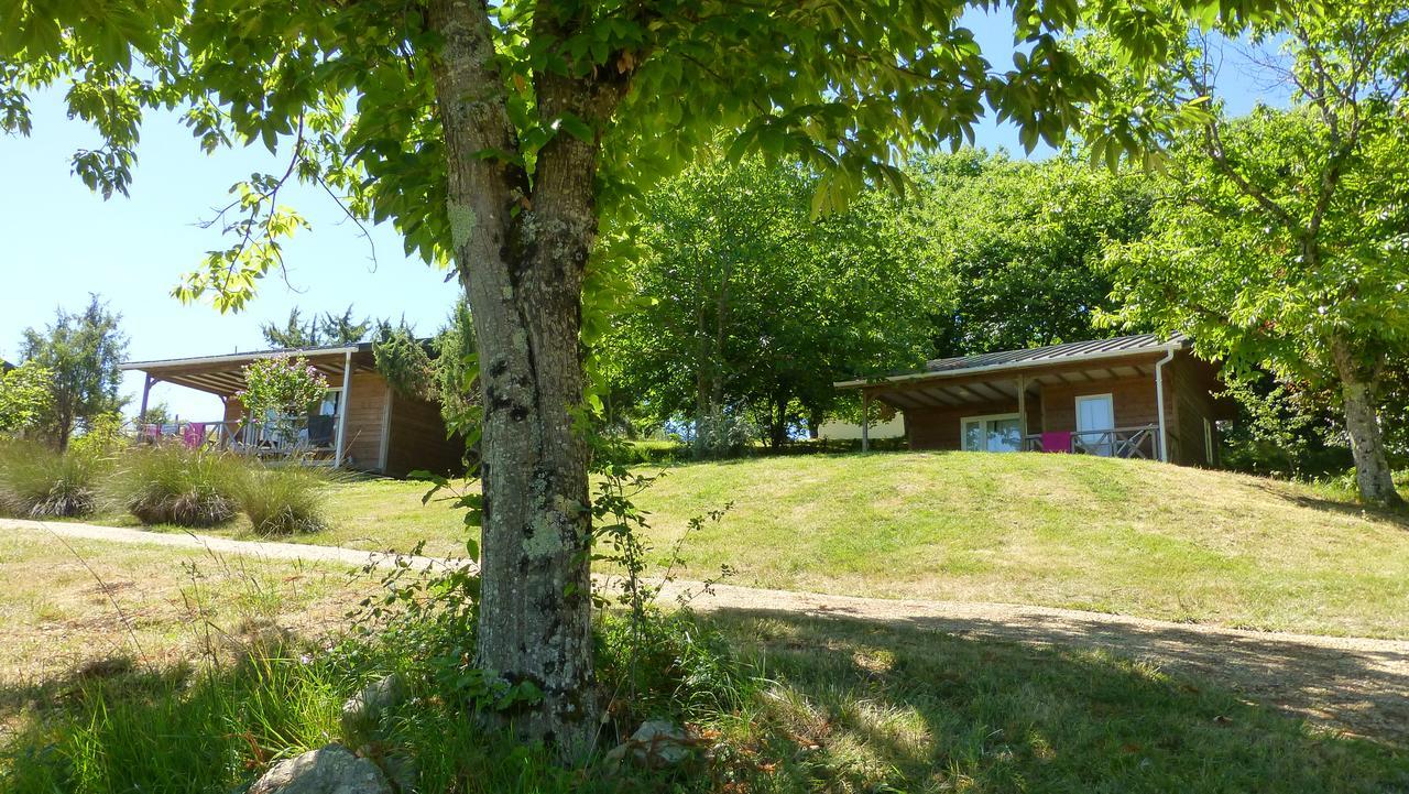 Camping Bleu Soleil Rouffignac Saint-Cernin Exterior foto