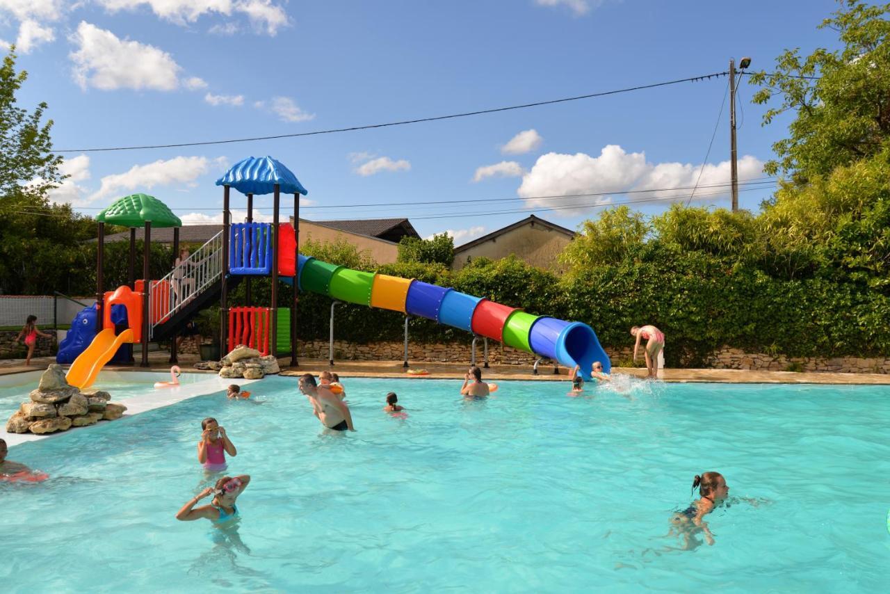 Camping Bleu Soleil Rouffignac Saint-Cernin Exterior foto